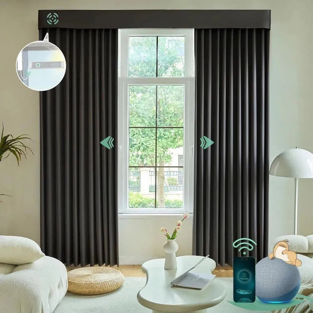 Yoolax Smart Retractable Curtain Rechargeable